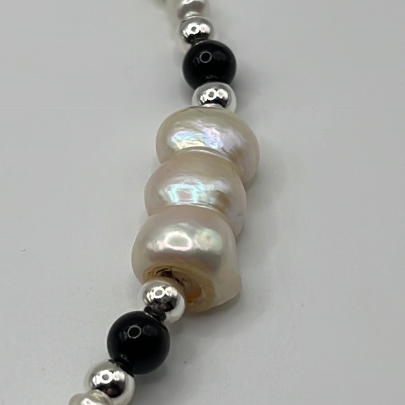ARTISAN PEARL, STERLING, AMETHYST, PERIDOT, ONYX, AND APATITE NECKLACE 18.5” - Picture 11 of 12